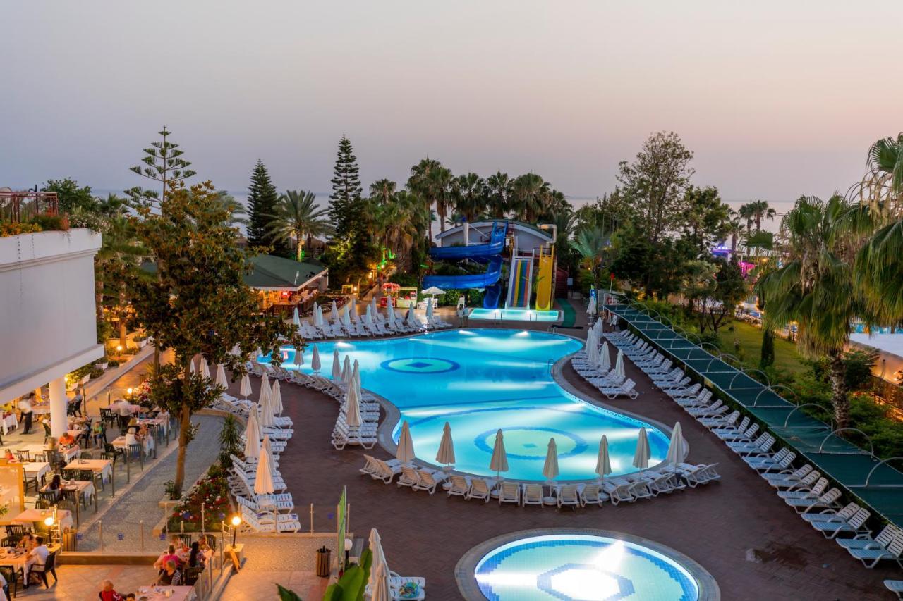 Holiday Park Resort Okurcalar Exterior foto