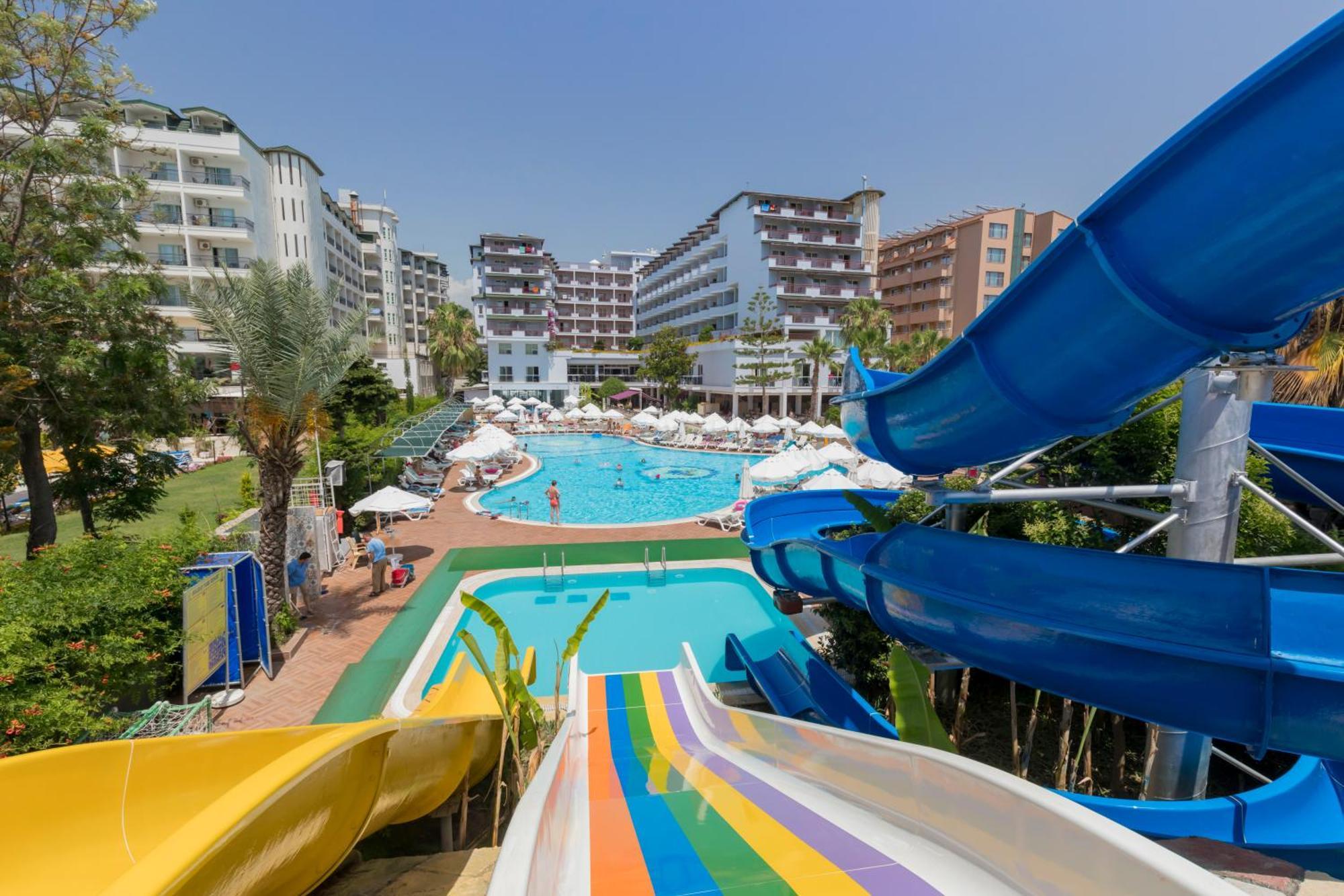 Holiday Park Resort Okurcalar Exterior foto