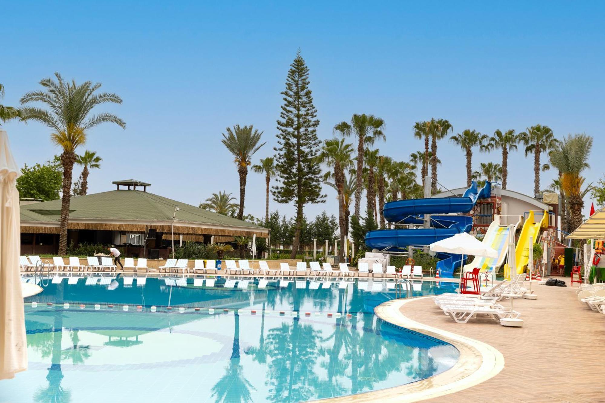 Holiday Park Resort Okurcalar Exterior foto